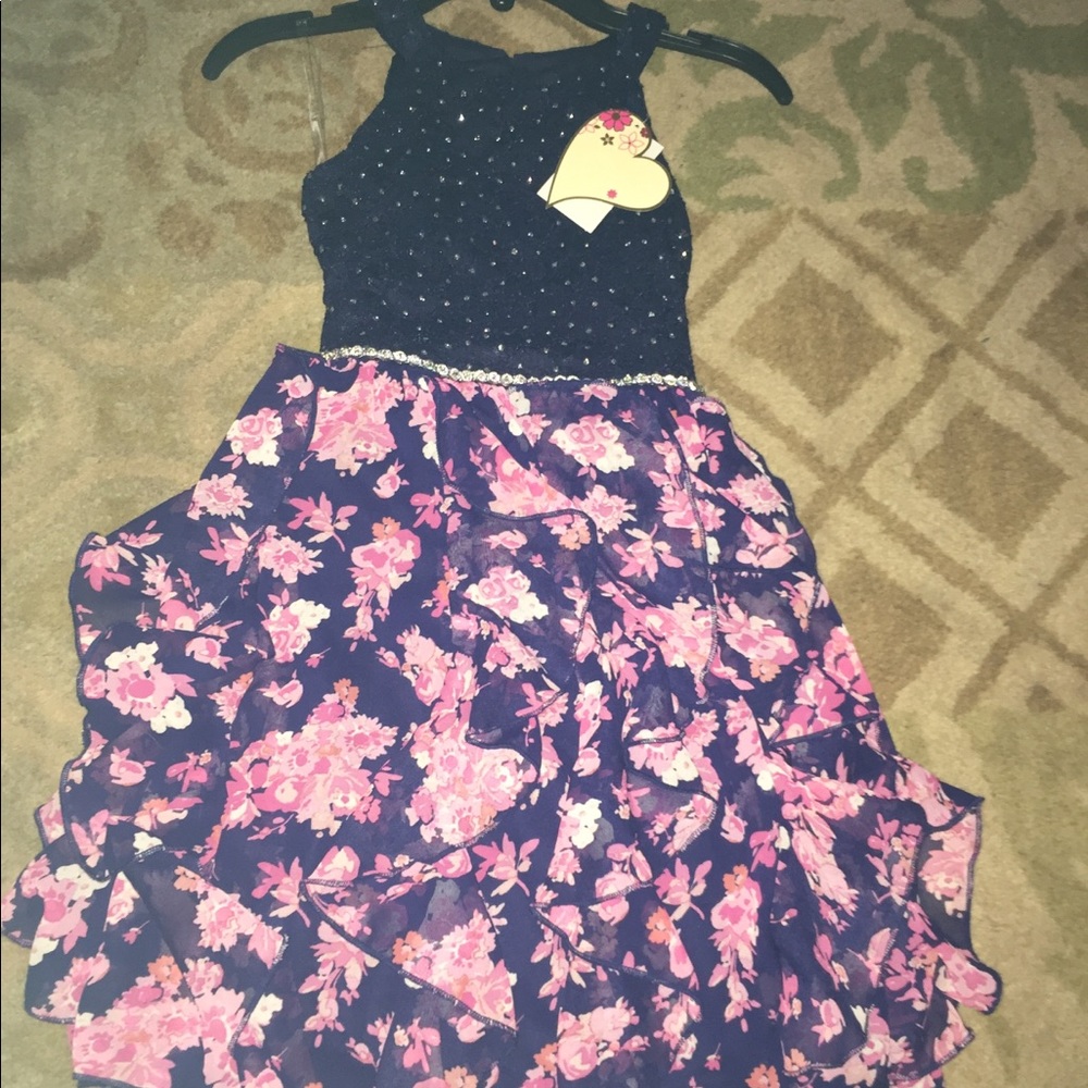 Girls dress